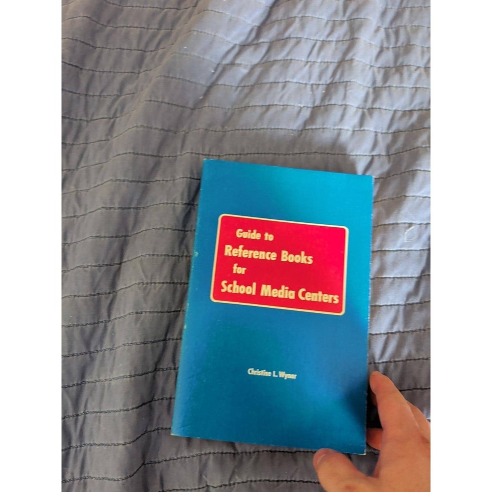 Vintage 1973 Guide To Reference Books For School Media Centers
